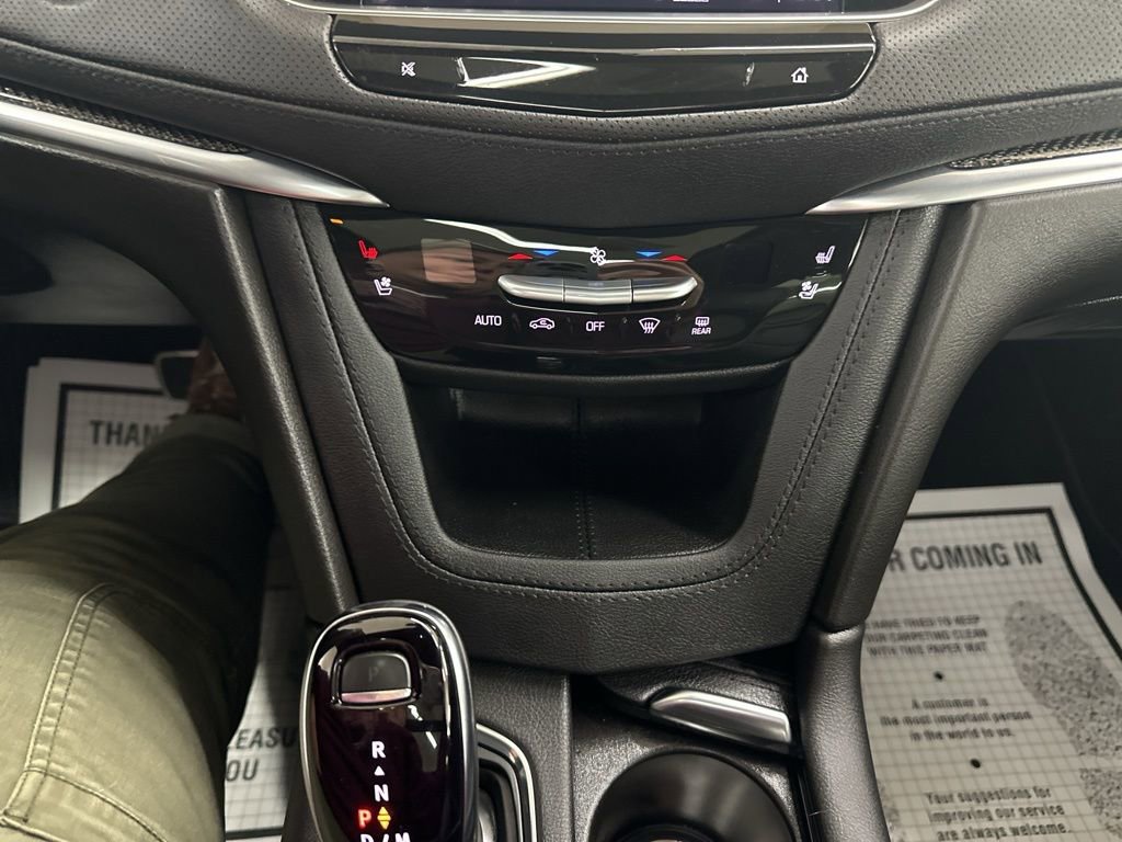 Certified 2025 Cadillac XT5 Sportv w/ Technology Package image 41
