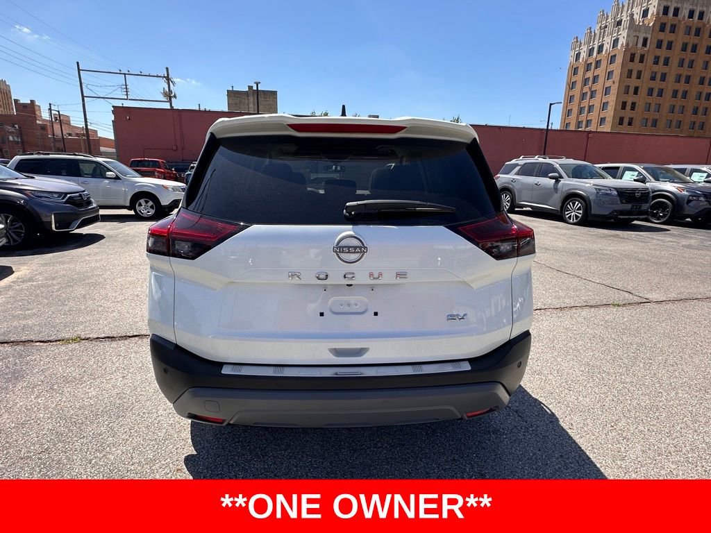 Certified 2023 Nissan Rogue SV w/ SV Premium B Package FWD image 4