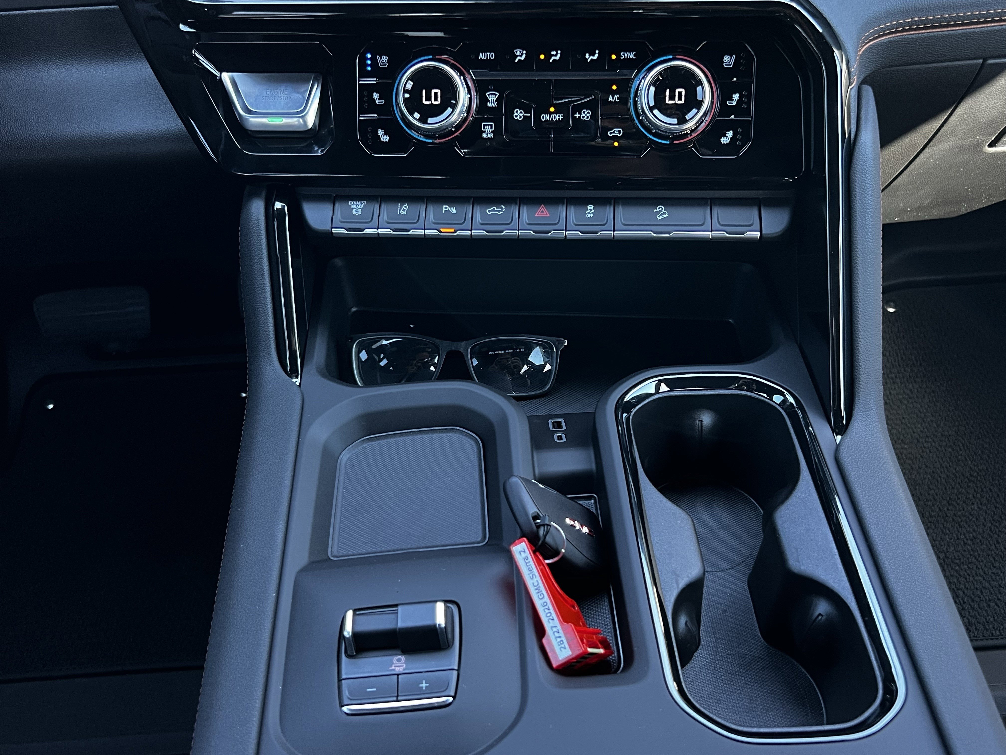 New 2026 GMC Sierra 2500 AT4 w/ AT4 Premium Plus Package image 16