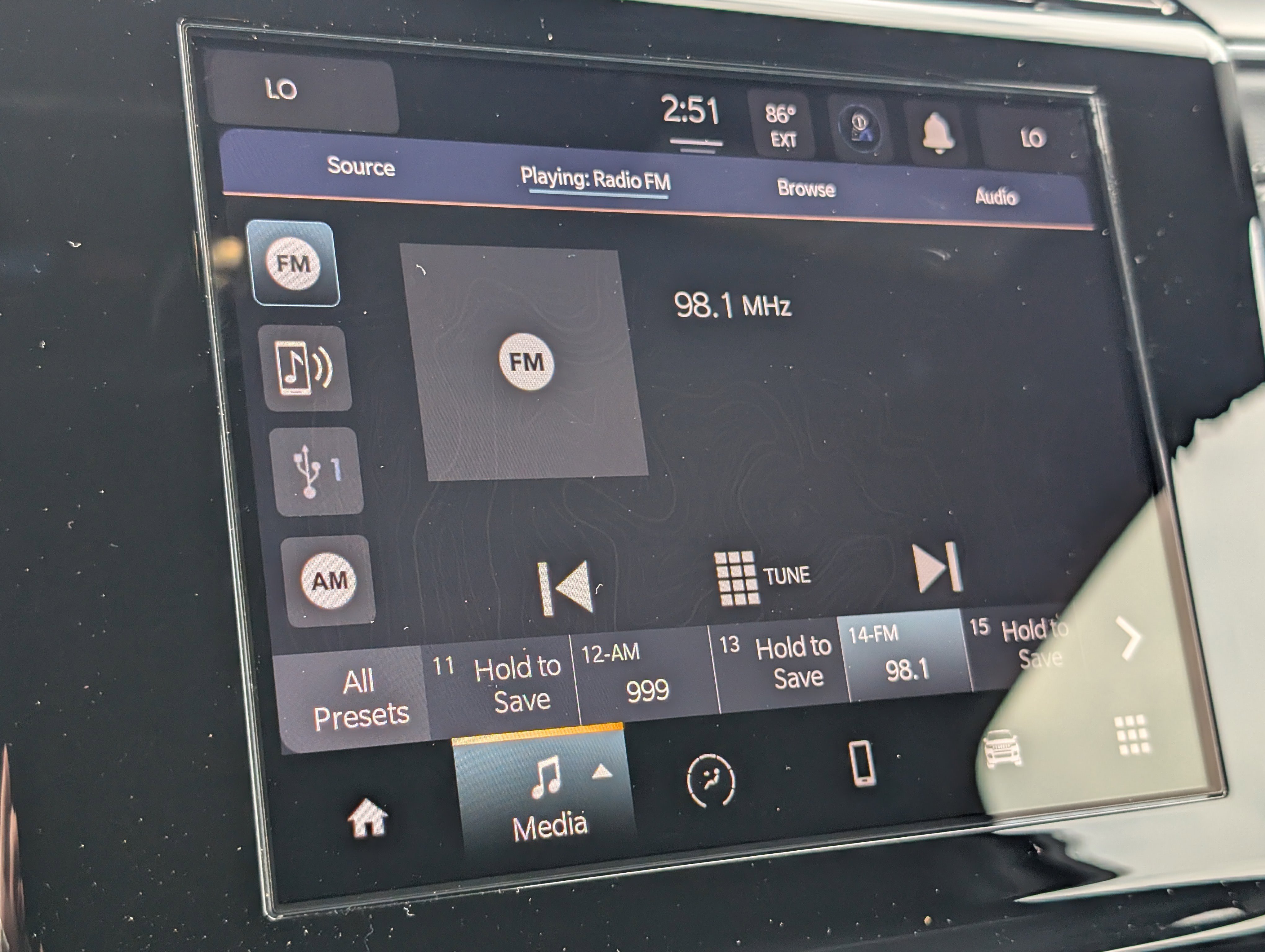 New 2025 Jeep Grand Cherokee L Laredo image 16