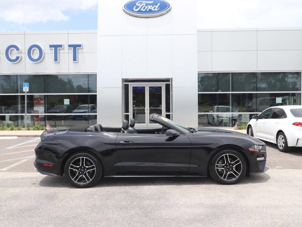 Certified 2019 Ford Mustang Premium RWD image 18
