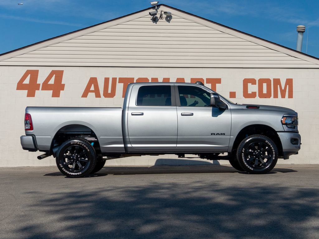Used 2024 RAM 2500 Big Horn w/ Night Edition image 4