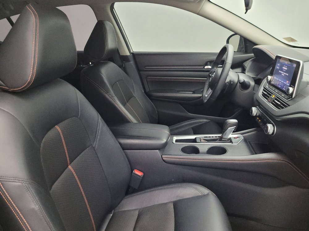 Used 2019 Nissan Altima 2.5 SR w/ SR Premium Package image 21