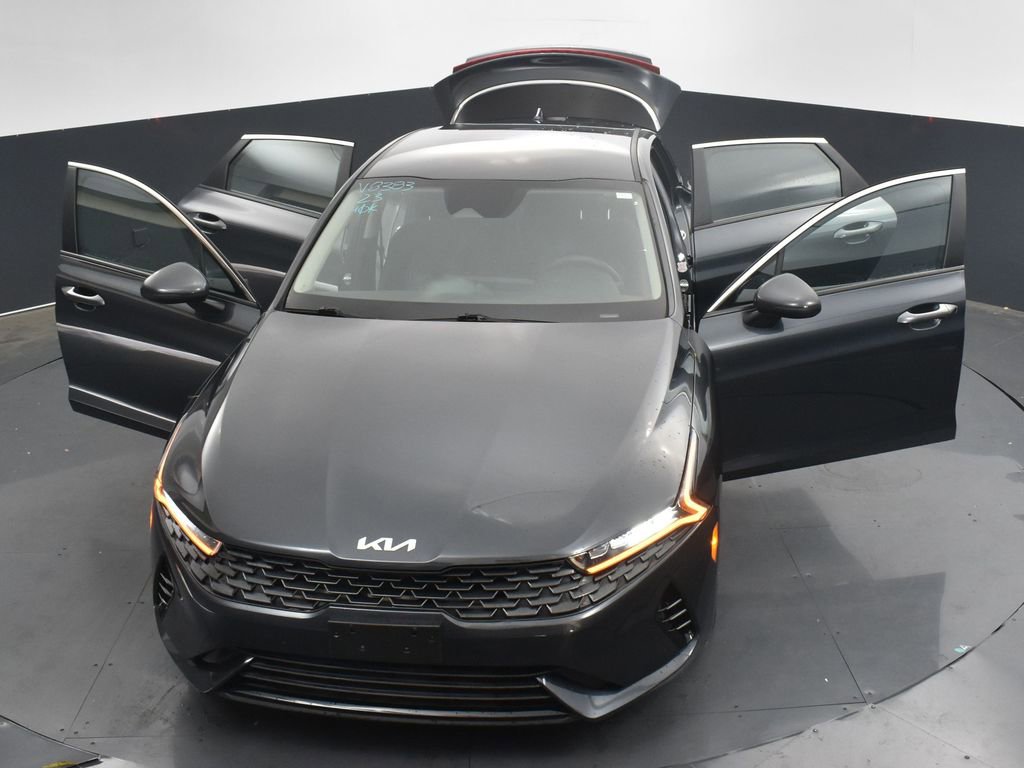 Used 2023 Kia K5 LXS image 35
