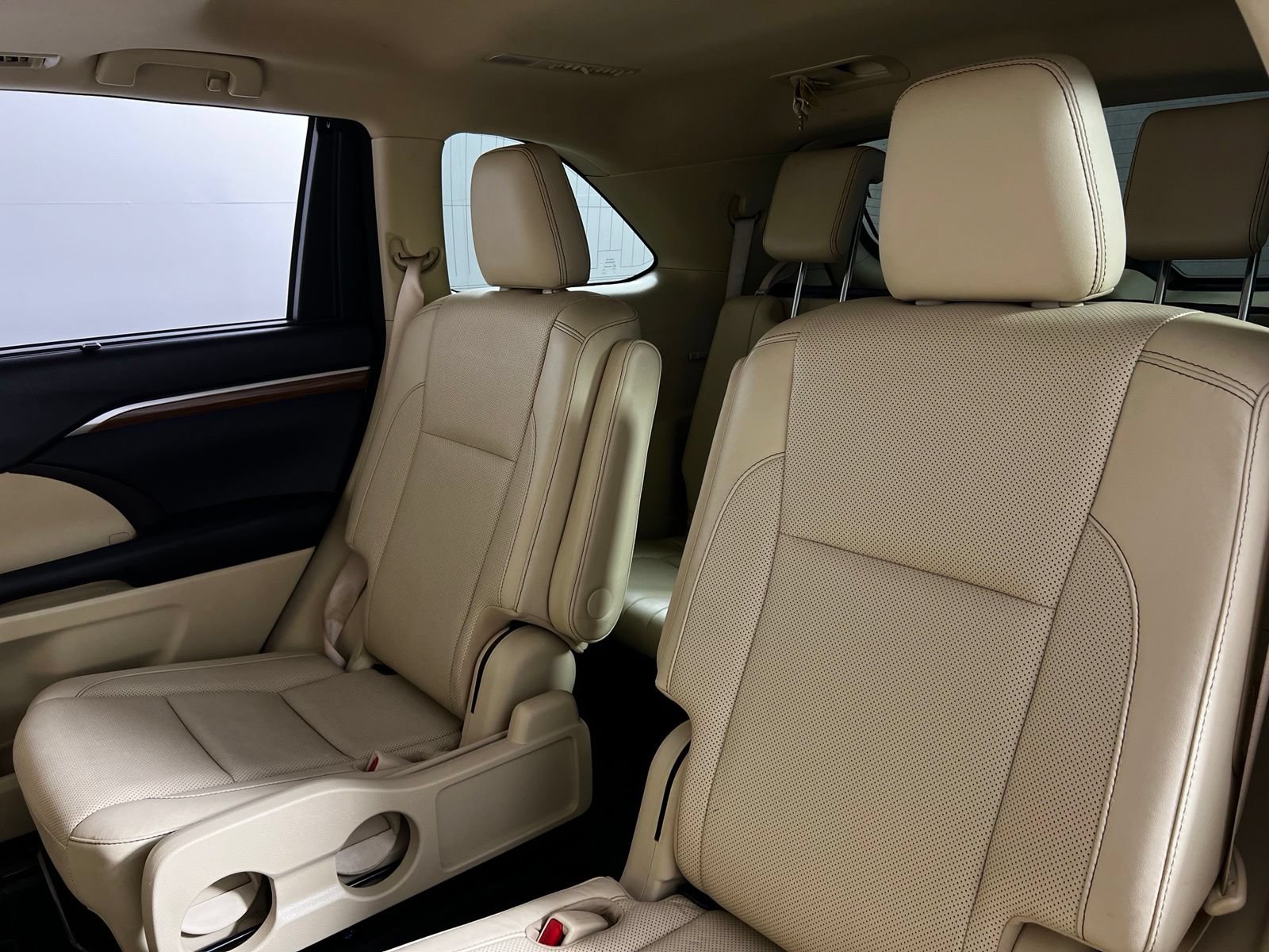 Certified 2017 Toyota Highlander Limited FWD image 26