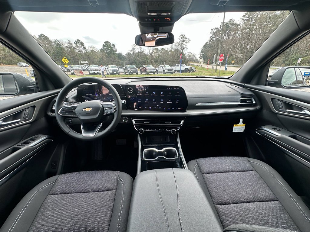 New 2026 Chevrolet Traverse LT FWD image 8