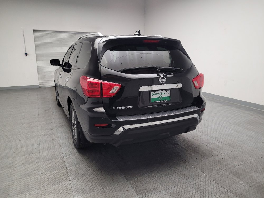 Used 2020 Nissan Pathfinder S FWD image 6