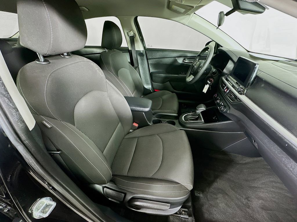 Used 2021 Kia Forte Sedan image 31