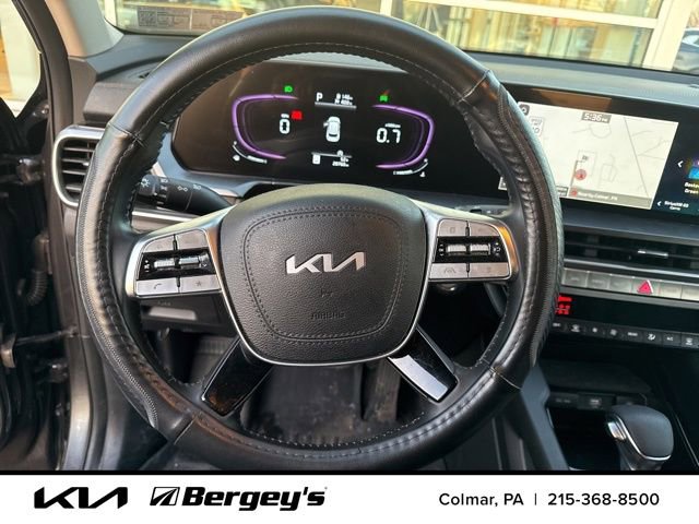 Used 2023 Kia Telluride LX image 11