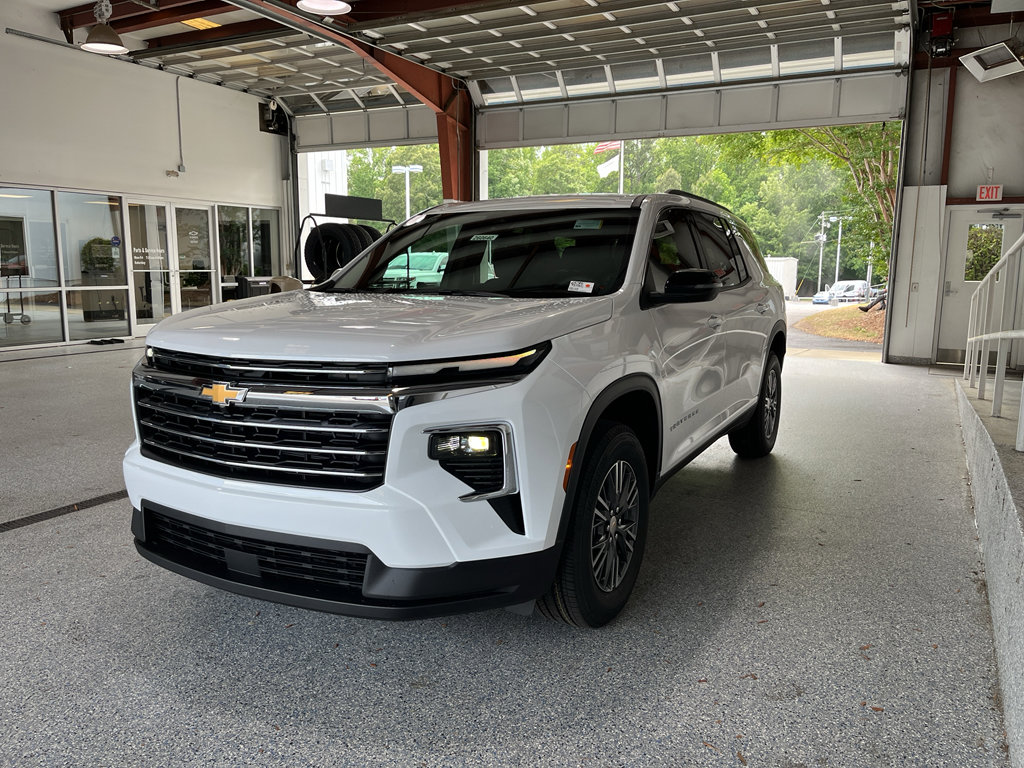New 2026 Chevrolet Traverse LT FWD image 4
