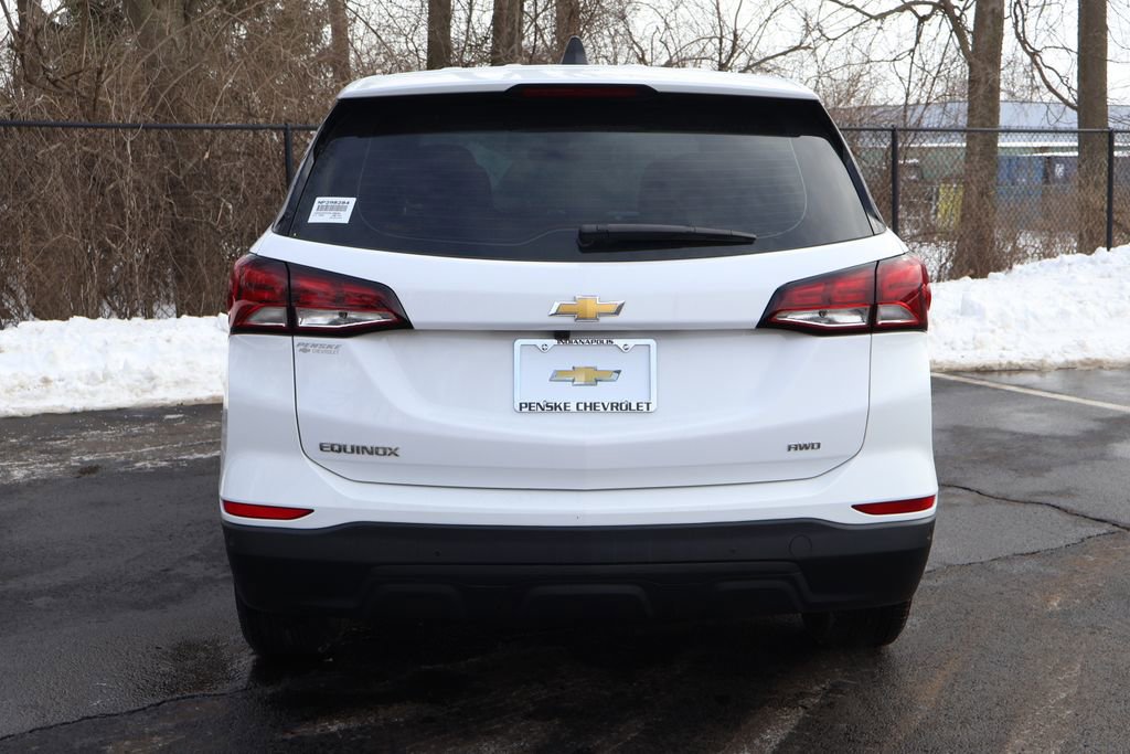 Certified 2024 Chevrolet Equinox LS w/ Driver Confidence II Package image 9