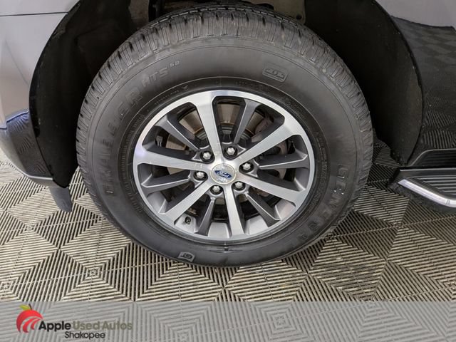 Used 2018 Ford Expedition Max XLT w/ Equipment Group 202A AWD/4WD image 51