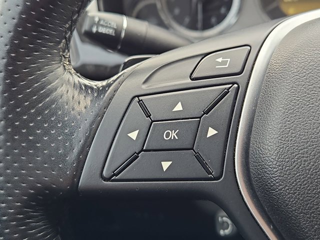 Used 2012 Mercedes-Benz E 350 4MATIC Sedan image 28