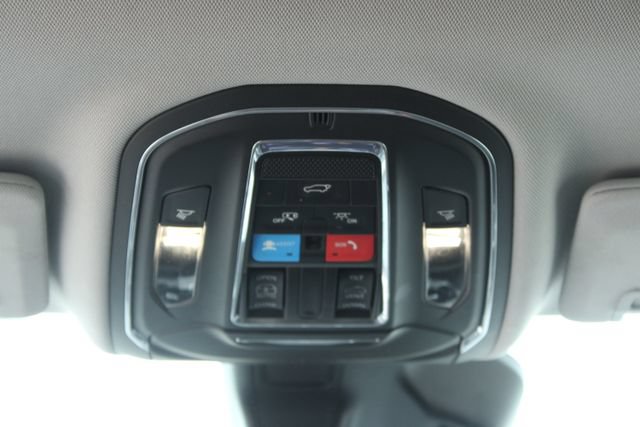 Used 2023 Jeep Grand Cherokee L Laredo w/ Luxury Tech Group I RWD image 19