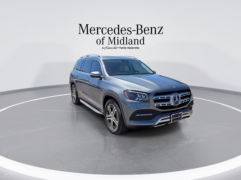 Used 2022 Mercedes-Benz GLS 450 4MATIC image 2