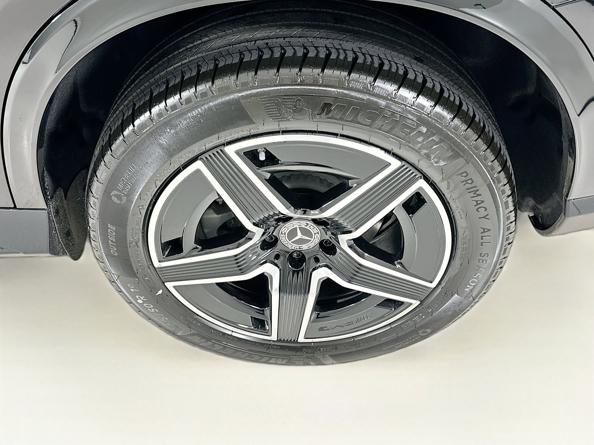 New 2026 Mercedes-Benz GLC 300 image 34