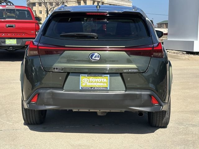 Used 2022 Lexus UX 250h 250h Base w/ Premium Package image 5
