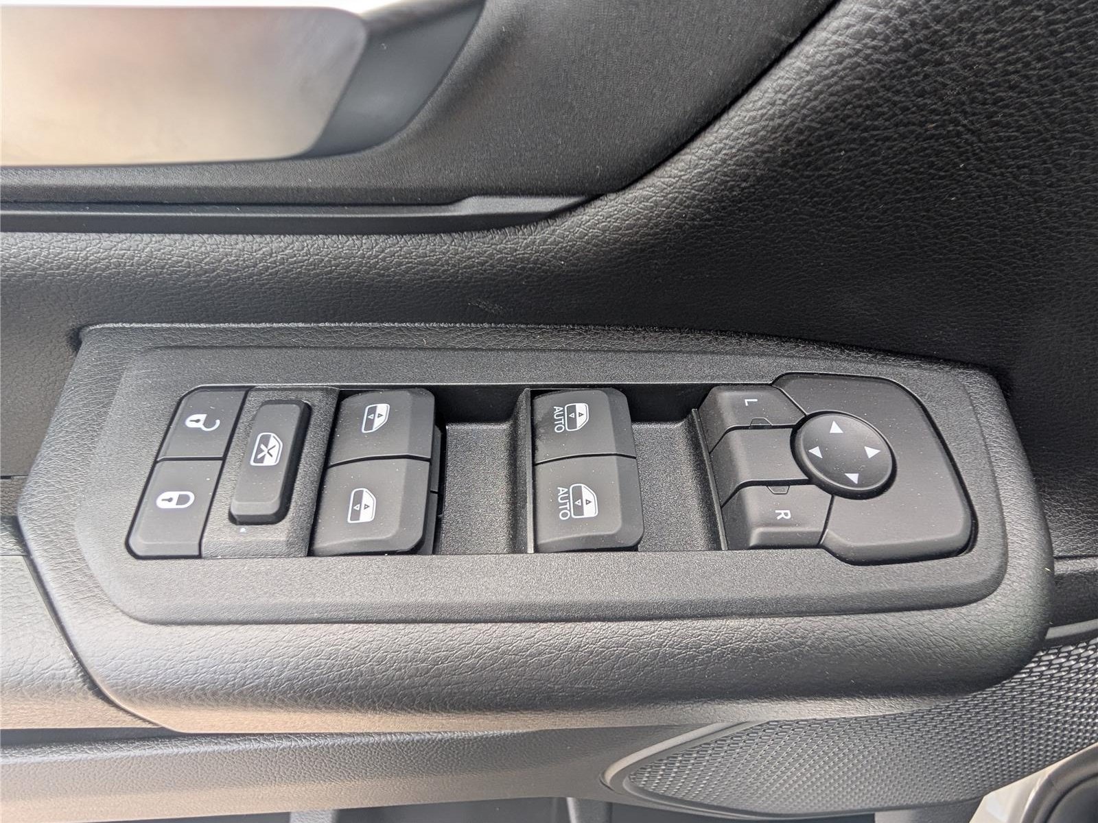 New 2026 RAM 1500 Express AWD/4WD image 14