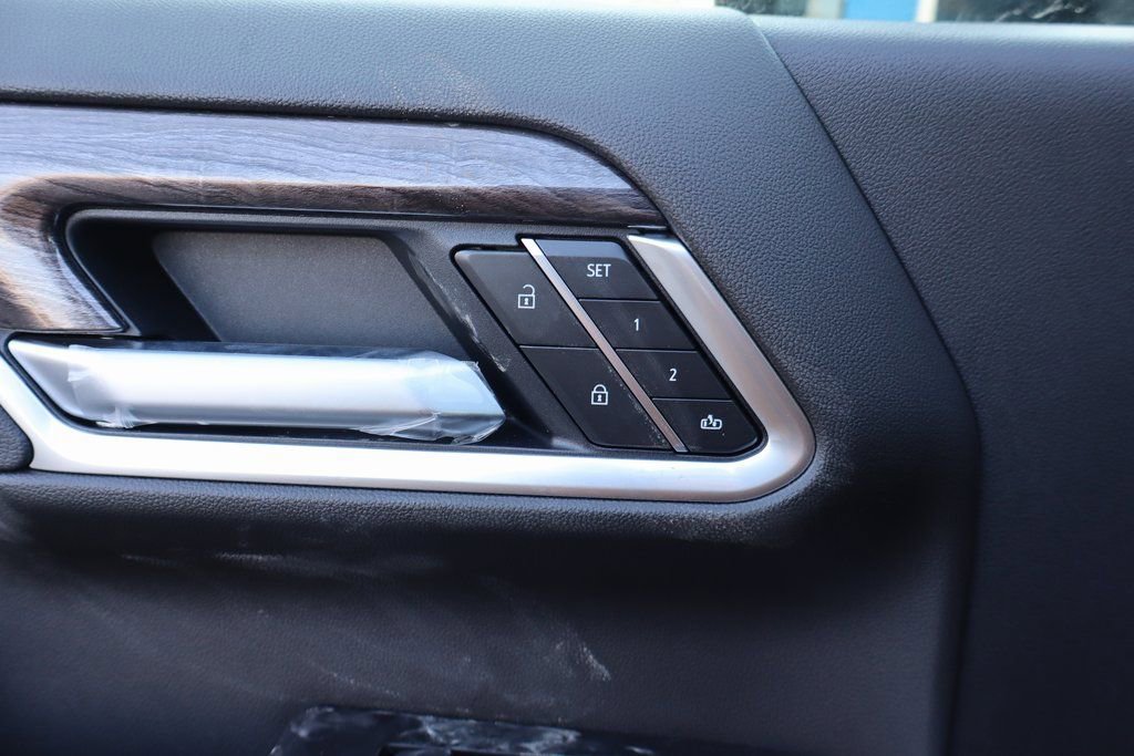 New 2026 Chevrolet Silverado 3500 LTZ w/ LTZ Convenience Package image 16