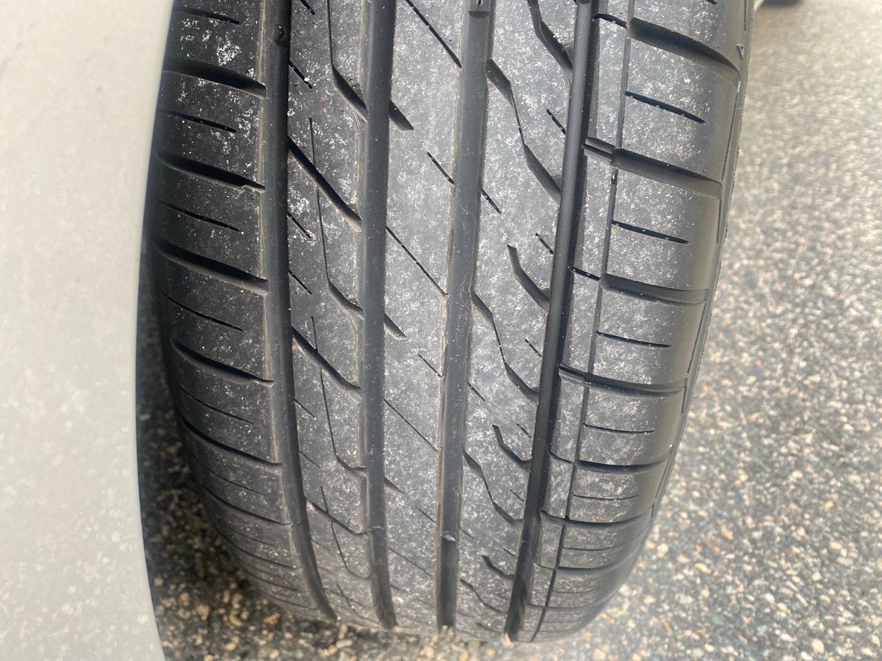 Used 2018 Toyota Corolla LE image 32