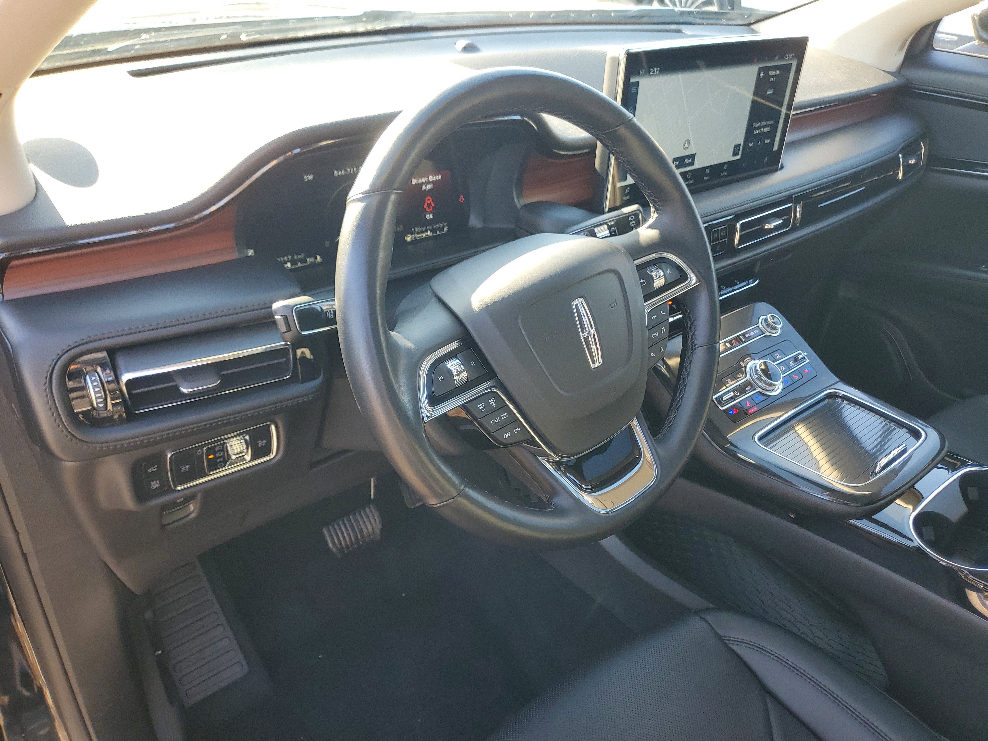 Certified 2023 Lincoln Nautilus Reserve w/ Monochromatic Package image 13