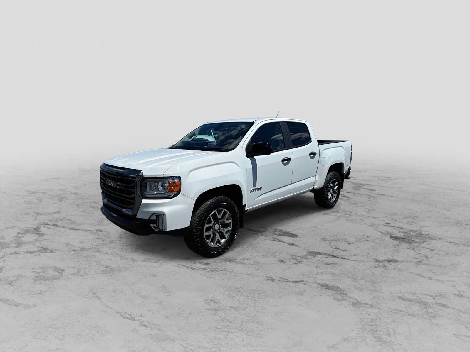 Used 2022 GMC Canyon AT4 w/ Trailering Package AWD/4WD image 4