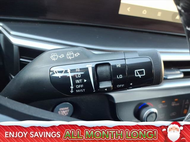 Used 2025 Kia Sorento S image 33