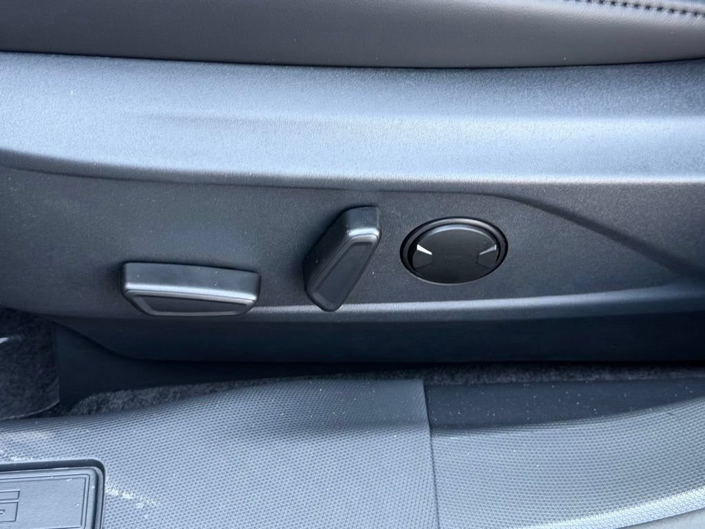 New 2026 Ford Mustang Mach-E Select AWD/4WD image 16