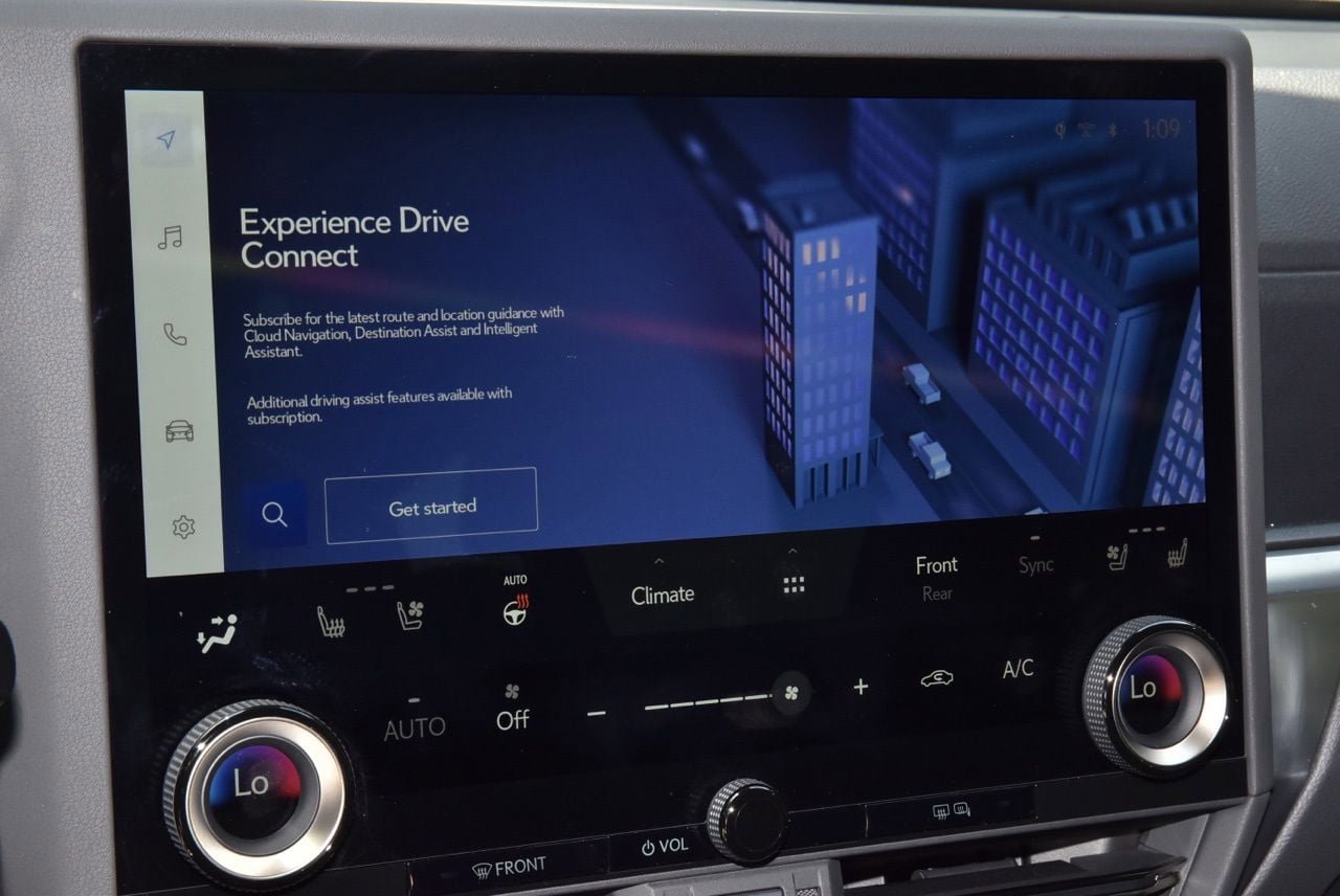 Used 2024 Lexus GX 550 w/ Accessory Package (Z1) AWD/4WD image 29