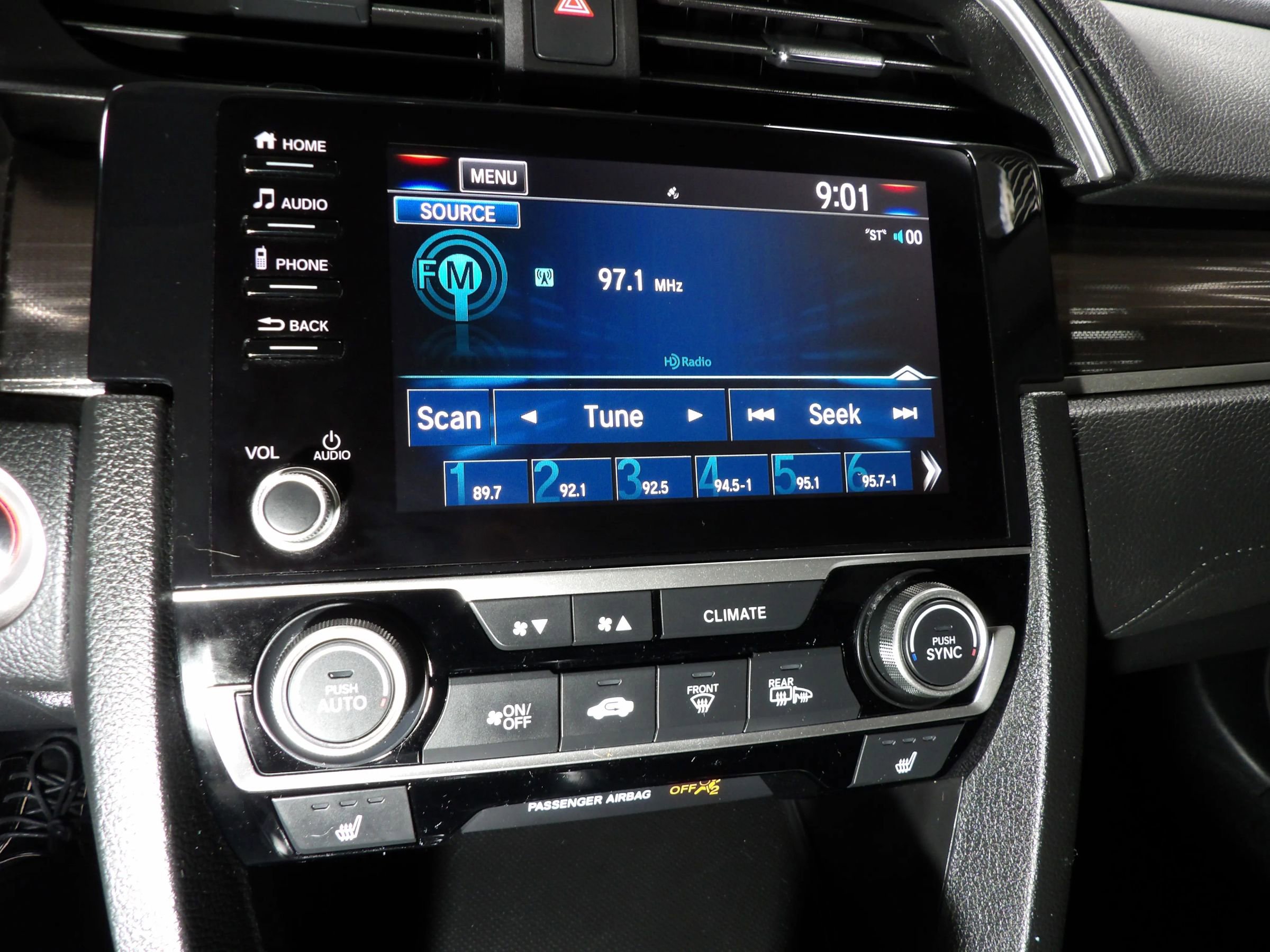 Used 2021 Honda Civic EX image 16