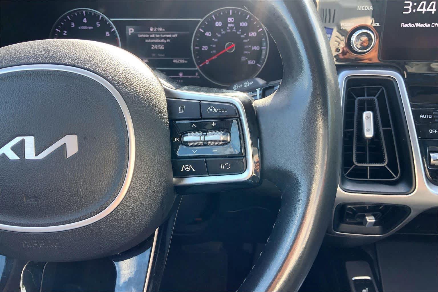 Used 2022 Kia Sorento S w/ Panoramic Sunroof Package AWD/4WD image 24
