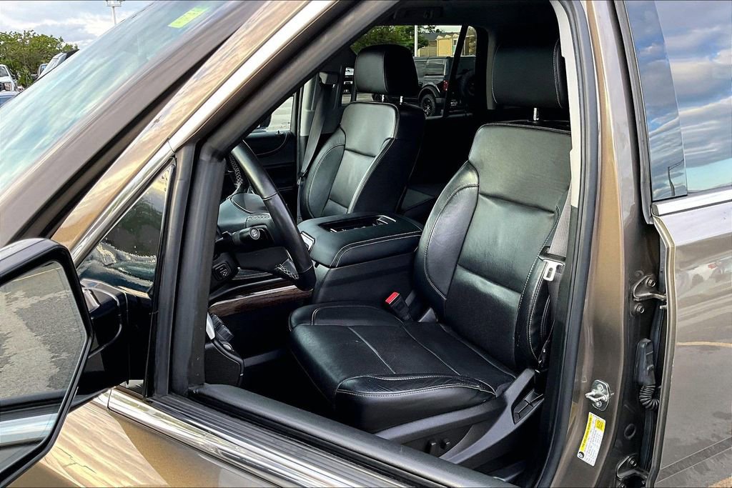Used 2016 GMC Yukon SLT AWD/4WD image 23