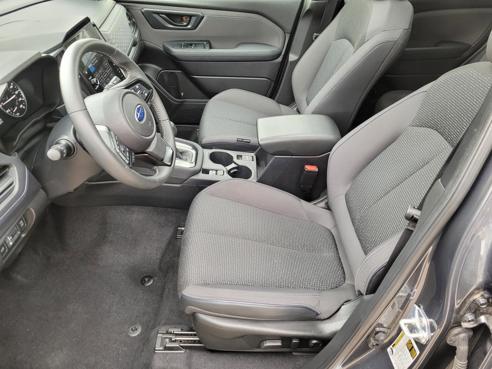 Used 2025 Subaru Forester Premium AWD/4WD image 3
