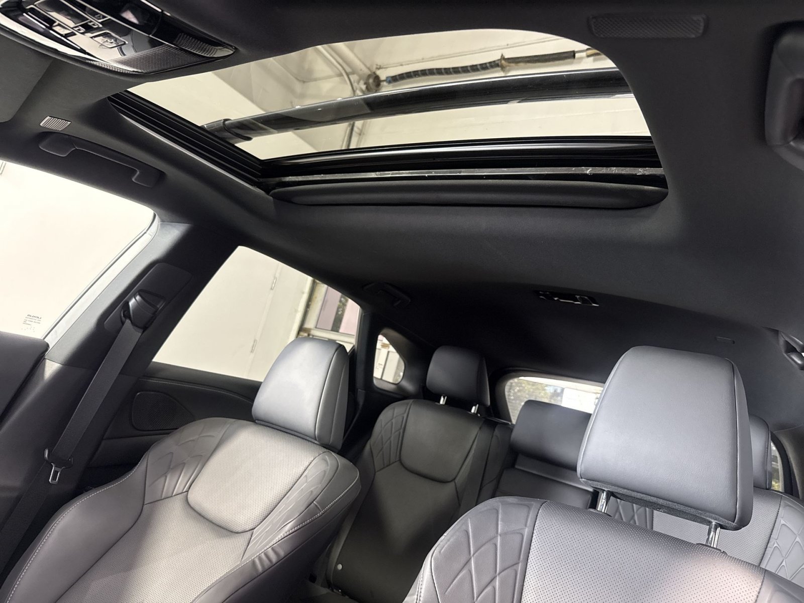 Used 2023 Lexus RX 350 Premium w/ Accessory Package AWD/4WD image 25
