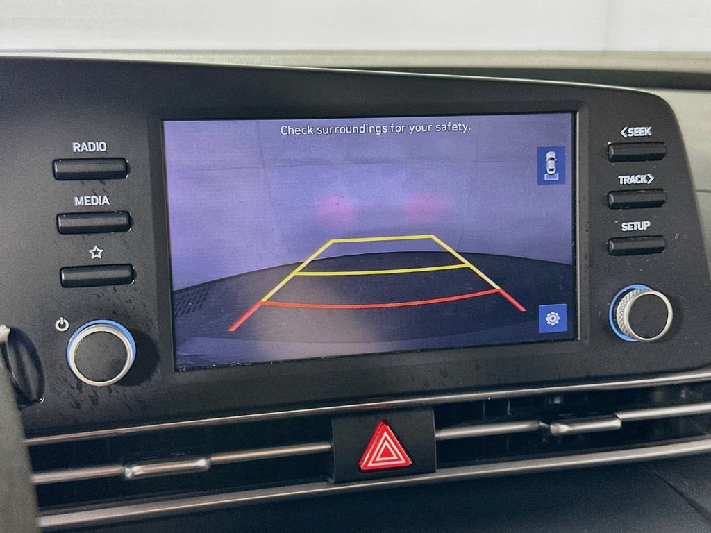 Used 2023 Hyundai Elantra SEL FWD image 11