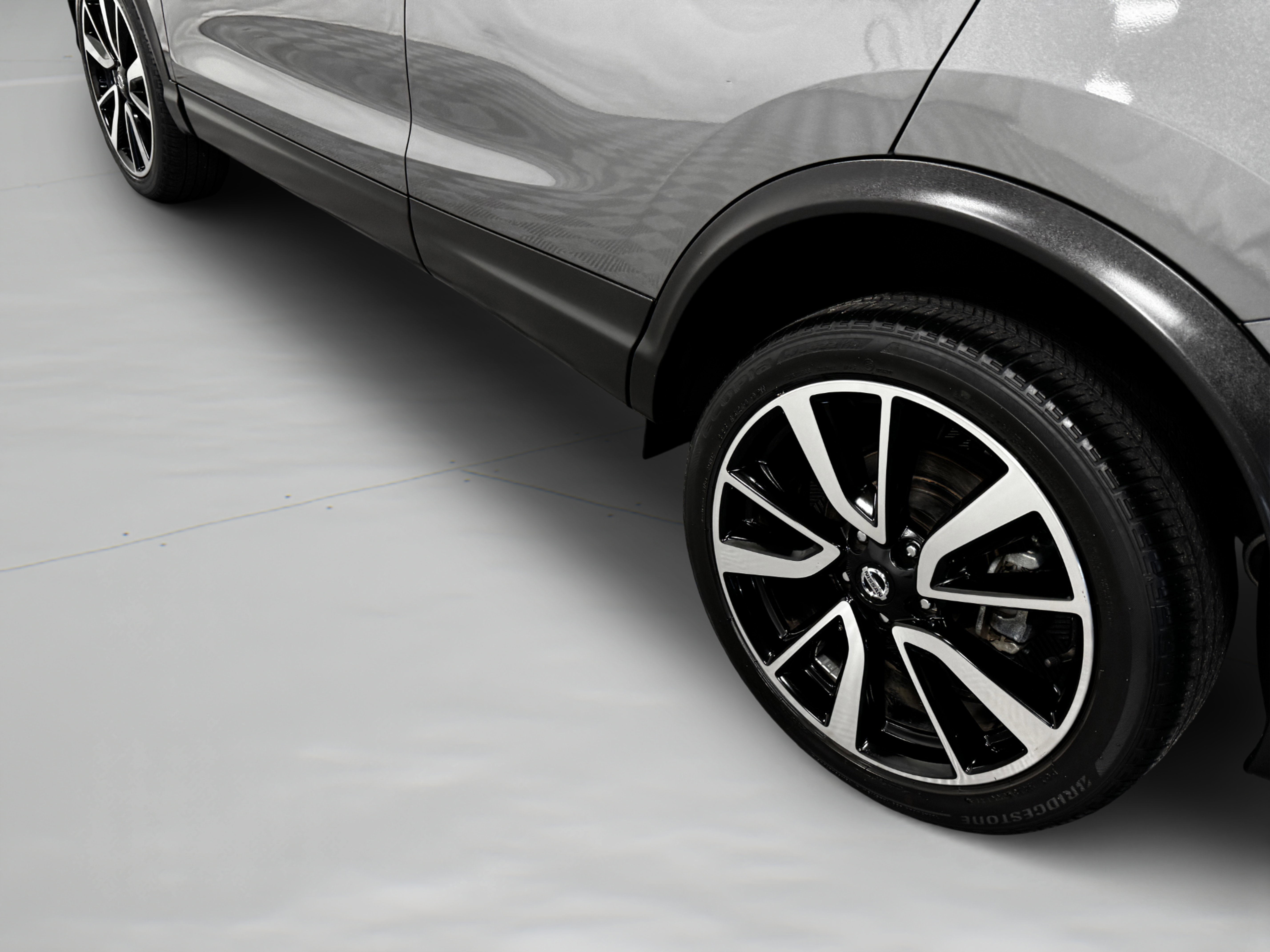 Used 2018 Nissan Rogue Sport SL w/ SL Premium Package image 42