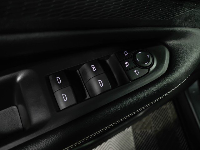 Used 2024 Chevrolet Blazer EV LT AWD/4WD image 30