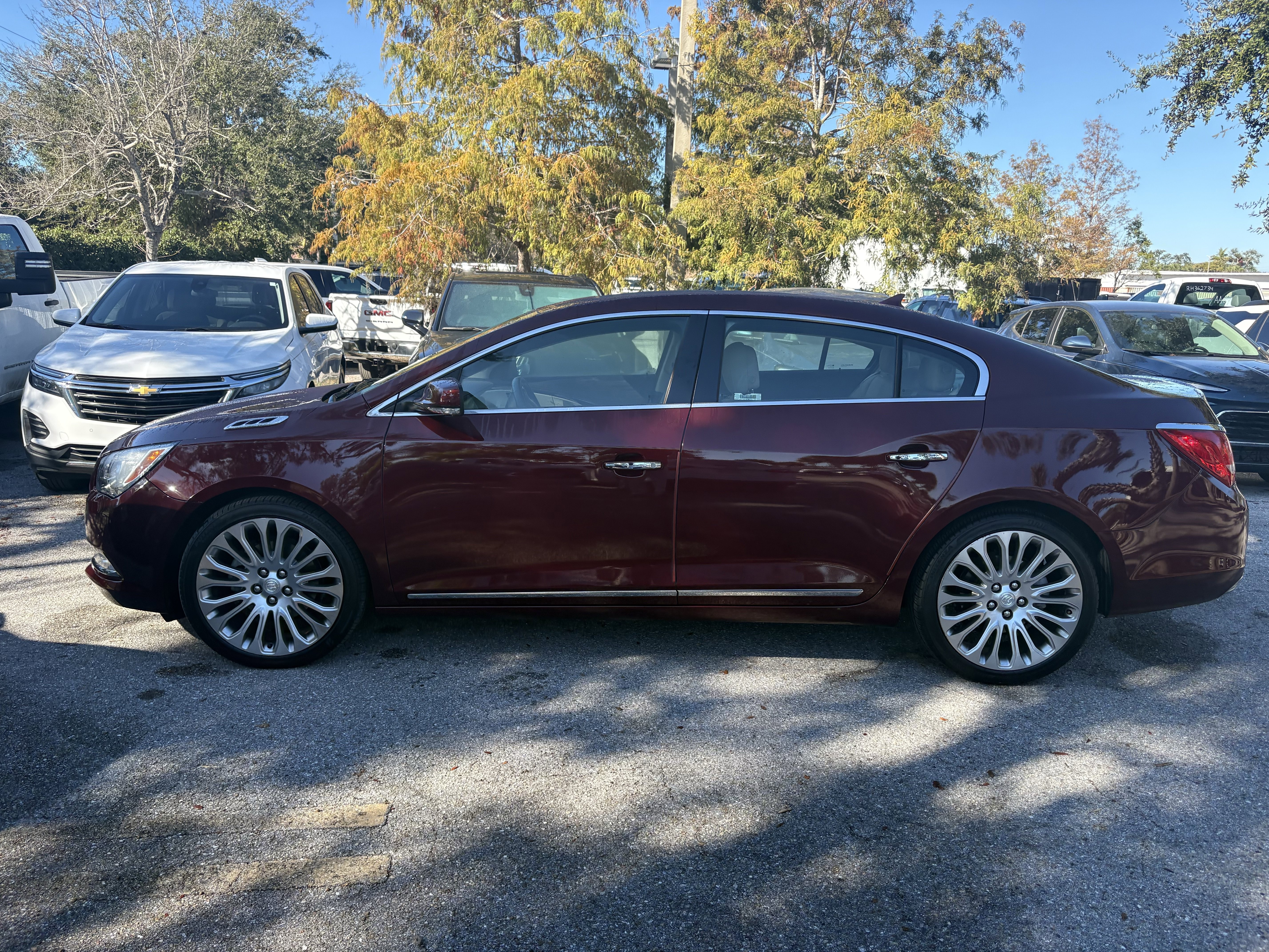 Used 2014 Buick LaCrosse Premium w/ Driver Confidence Package image 4