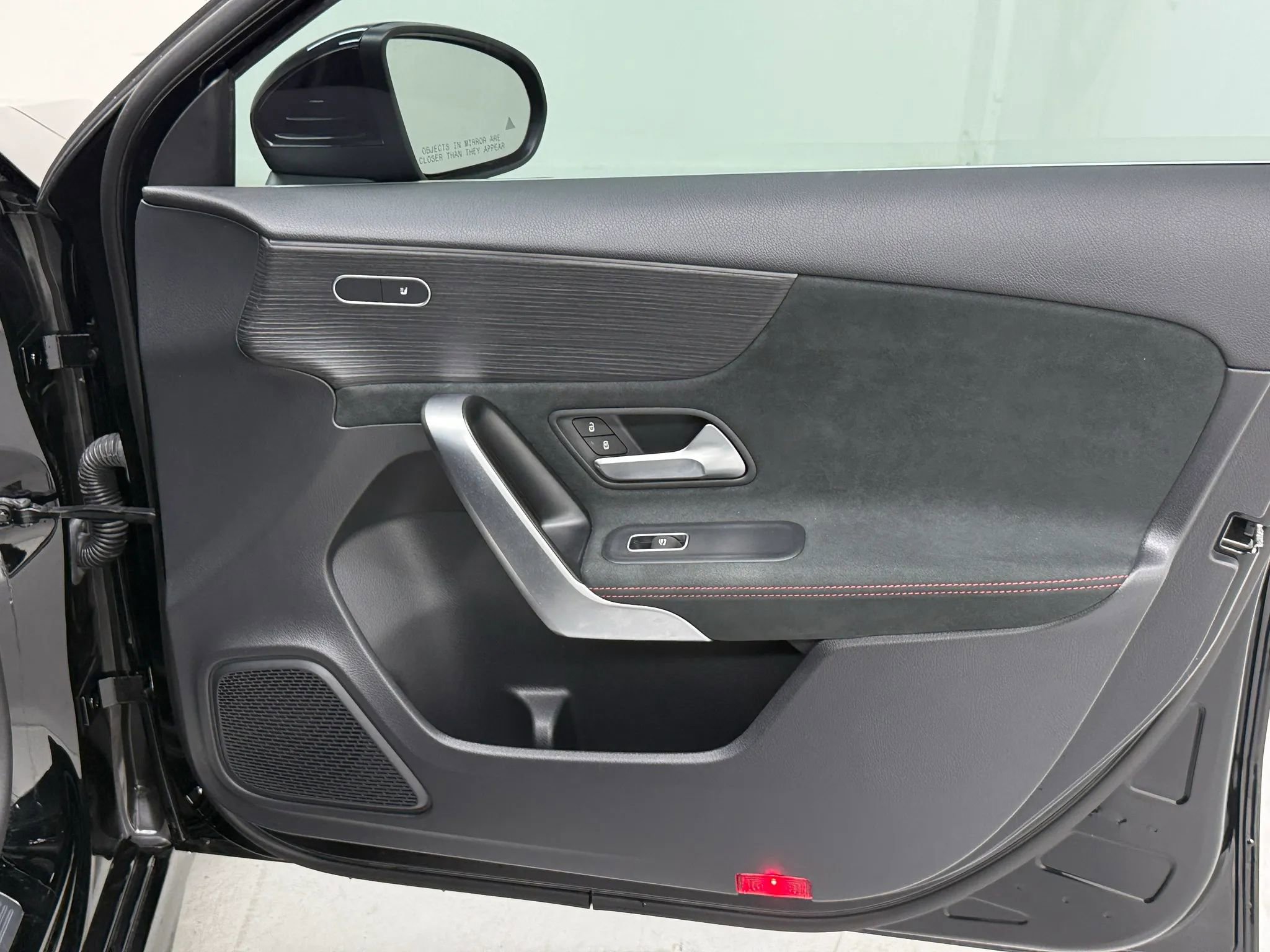 Used 2022 Mercedes-Benz A 220 4MATIC image 29