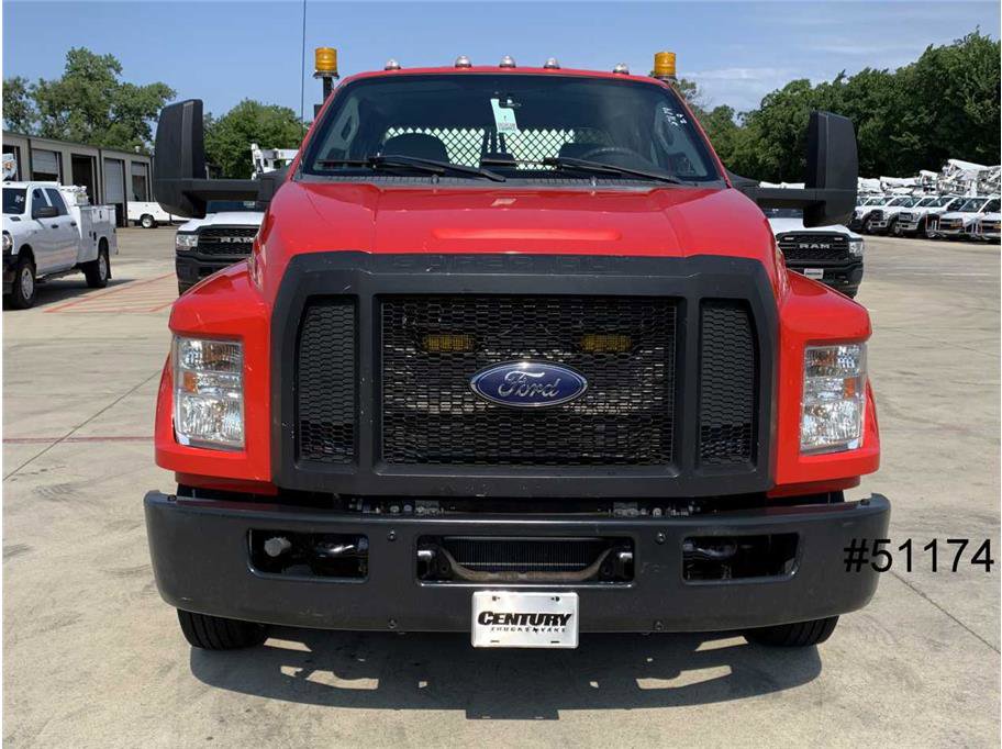 Used 2016 Ford F650 2WD Crew Cab Super Duty image 14