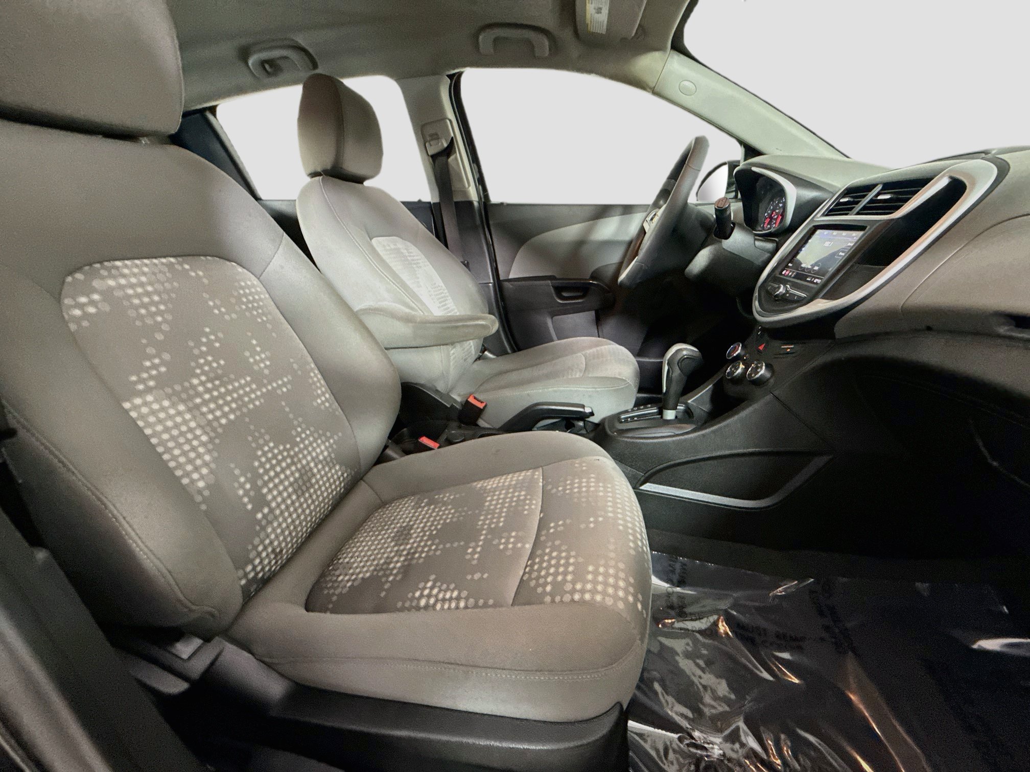 Used 2020 Chevrolet Sonic LT FWD image 29