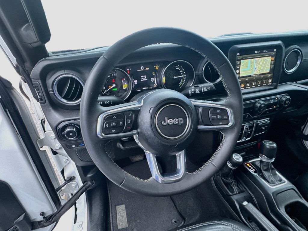Used 2023 Jeep Wrangler Unlimited Sahara AWD/4WD image 12