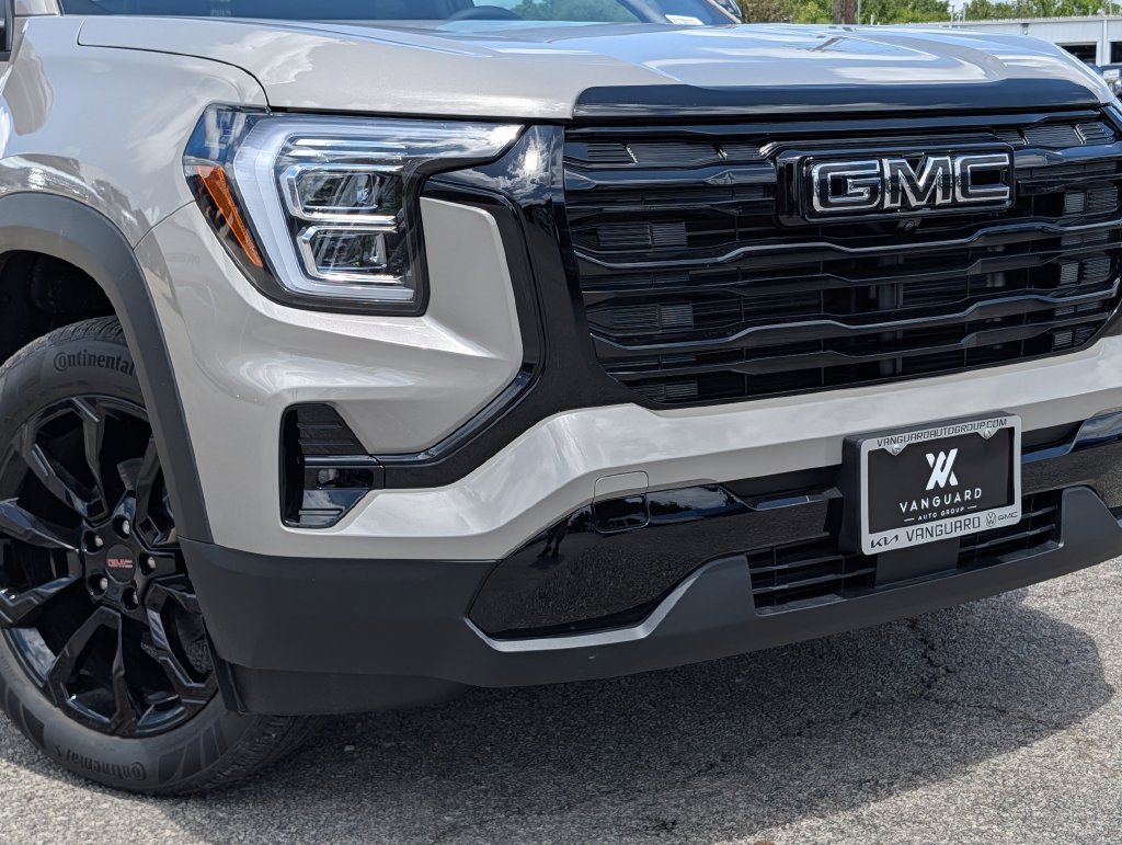 New 2027 GMC Terrain Elevation w/ Elevation Premium Package FWD image 10