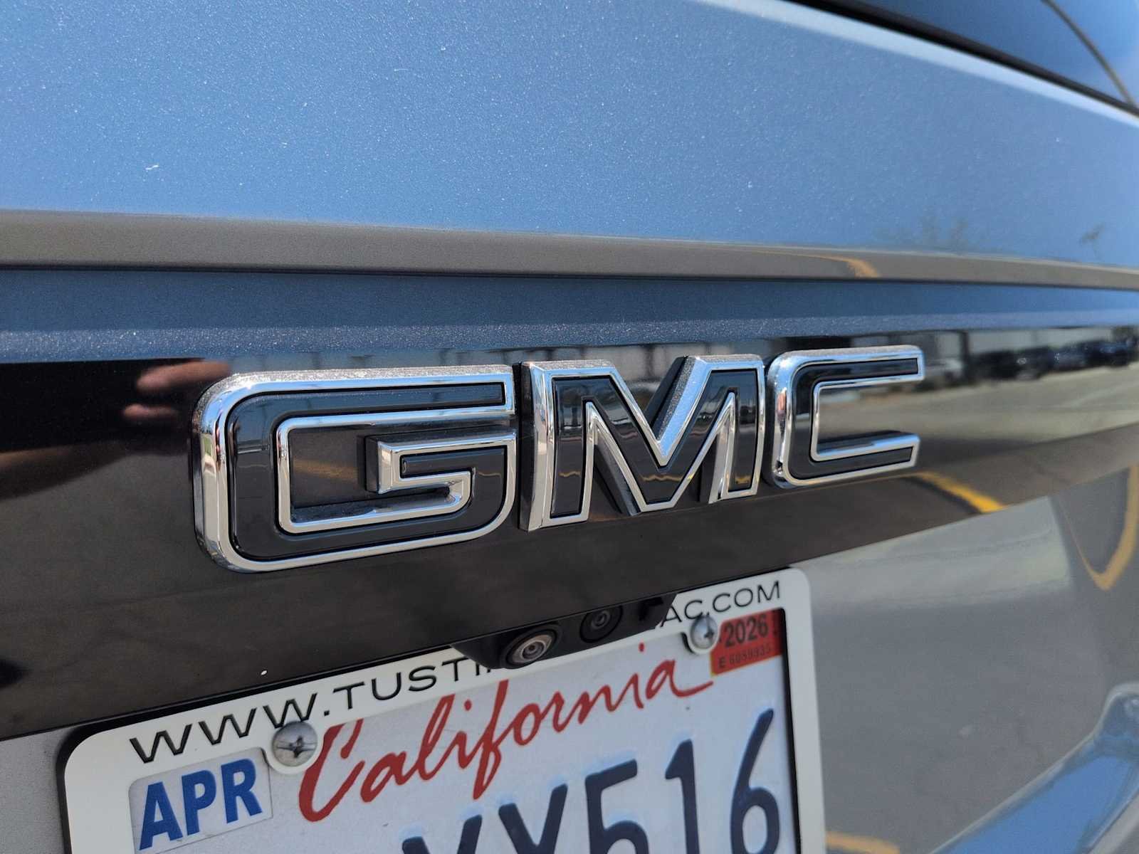 Used 2024 GMC Yukon Denali Ultimate AWD/4WD image 8