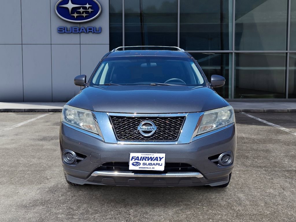 Used 2013 Nissan Pathfinder SV image 3