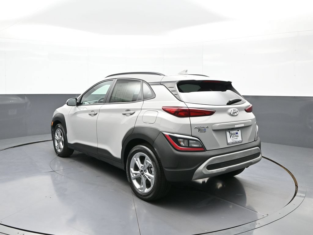 Certified 2022 Hyundai Kona SEL w/ Convenience Package AWD/4WD image 8