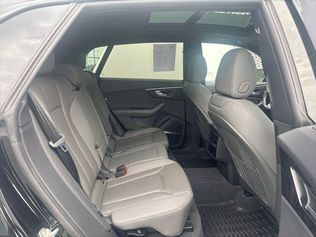 Used 2022 Audi Q8 Prestige AWD/4WD image 28