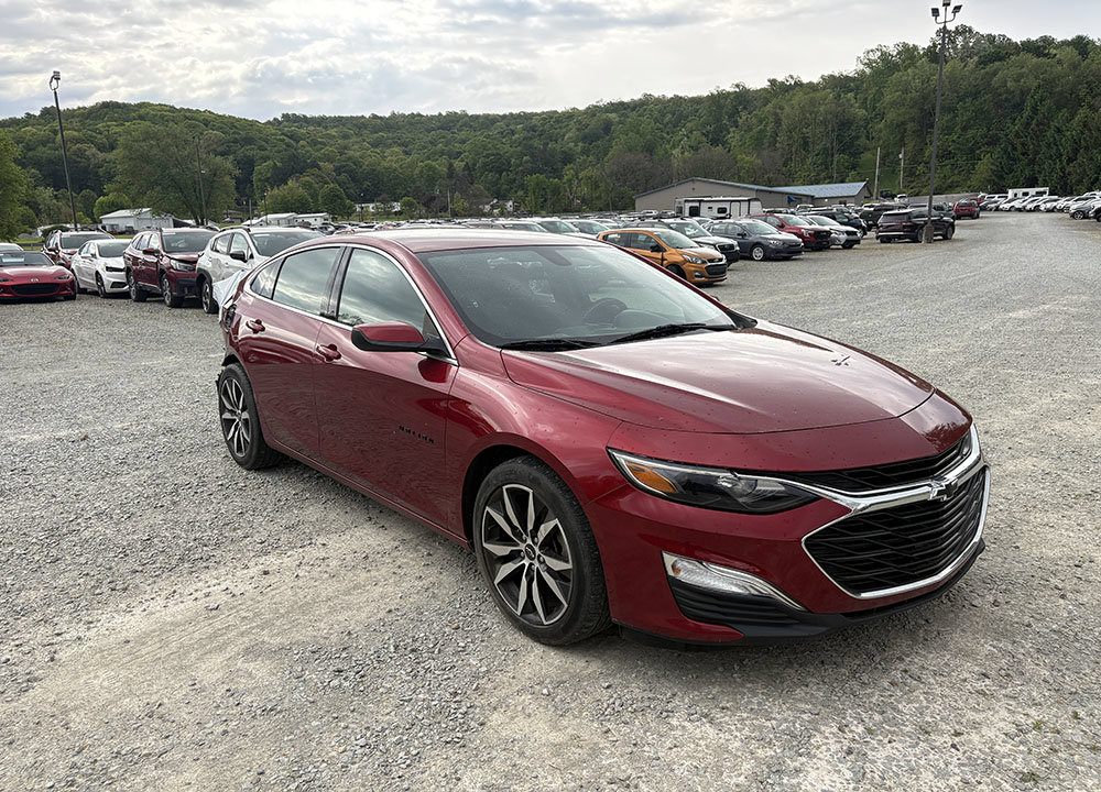 Used 2021 Chevrolet Malibu RS FWD image 3
