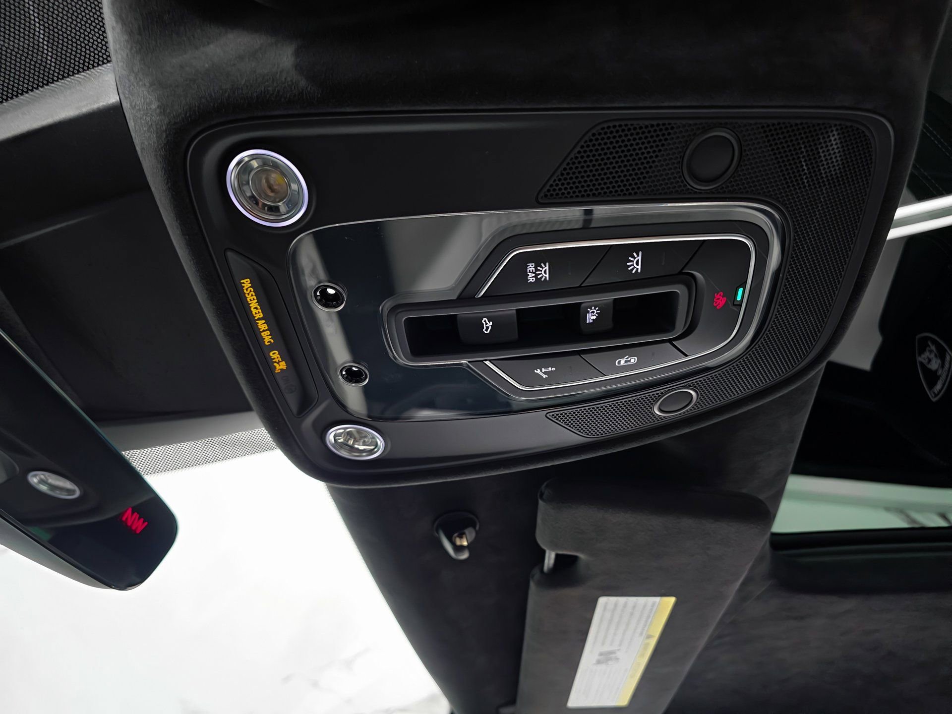 Used 2021 Lamborghini Urus image 38