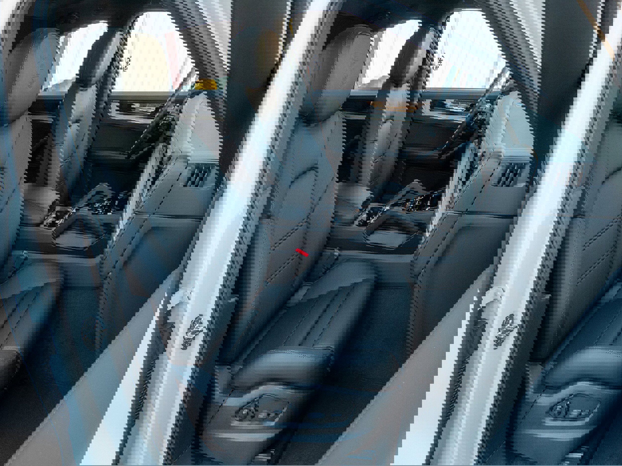 New 2026 Porsche Cayenne S image 31